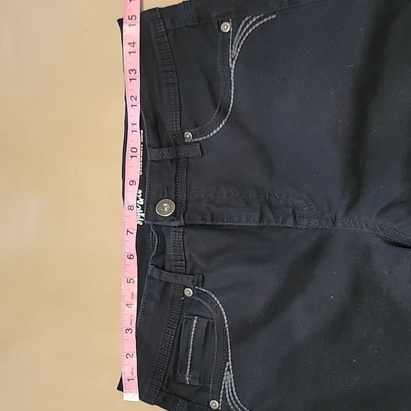 Style & Co. Size 12 S Black Straight Leg Jeans, Excellent, Like New Condition - Picture 3 of 13